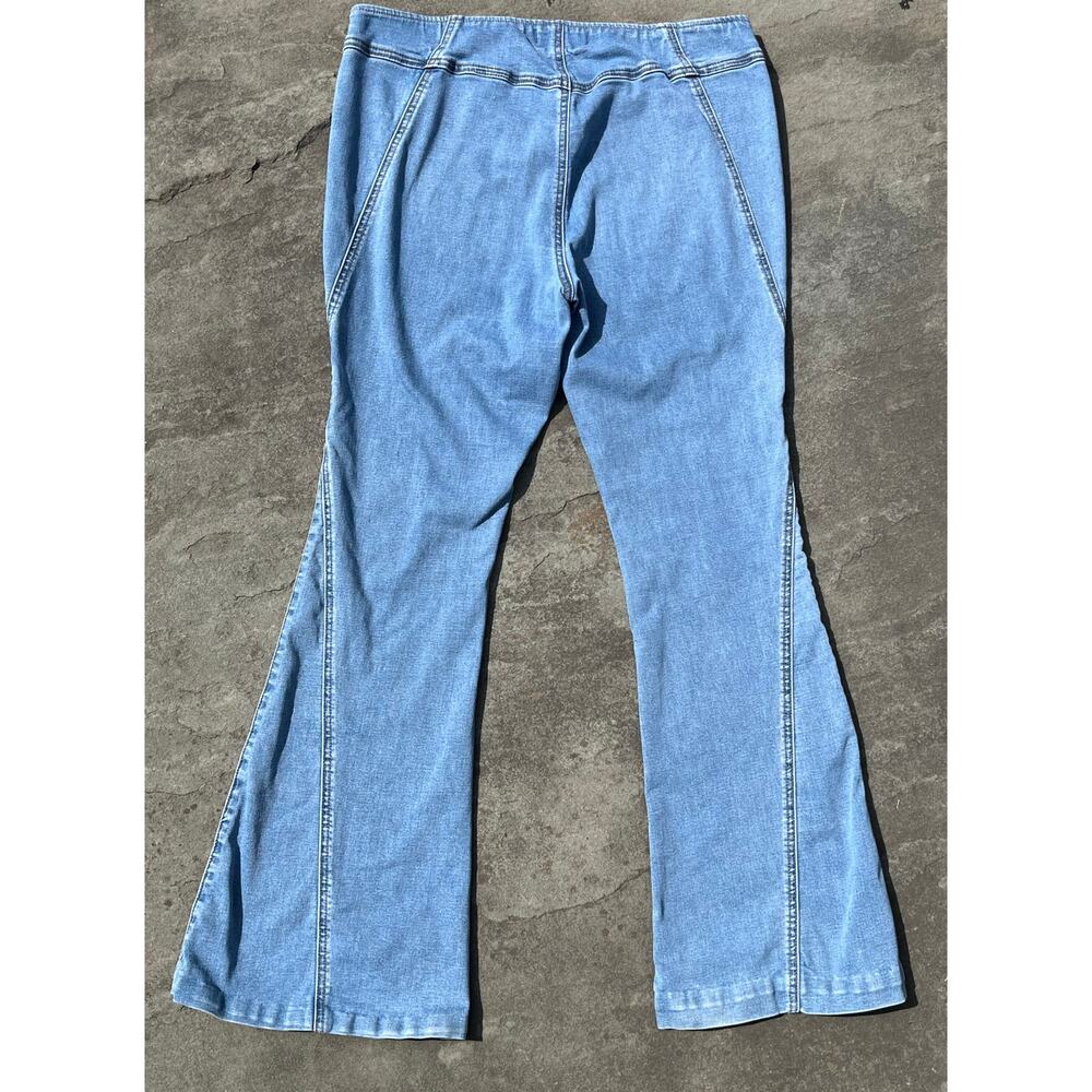 ✨ Free People We The Free Penny Pull-On Flare Jeans 32 ✨ - Picture 5 of 8